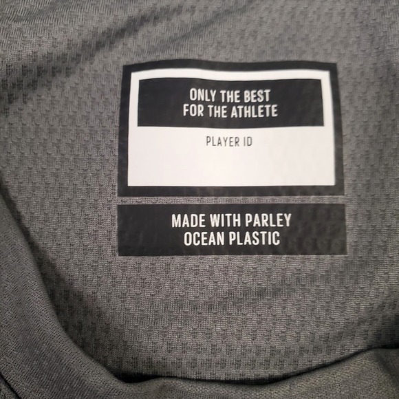 NCAA Miami Hurricanes Adidas Dry Fit Gray Adults Short Sleeve Tshirt Tee - Picture 6 of 10